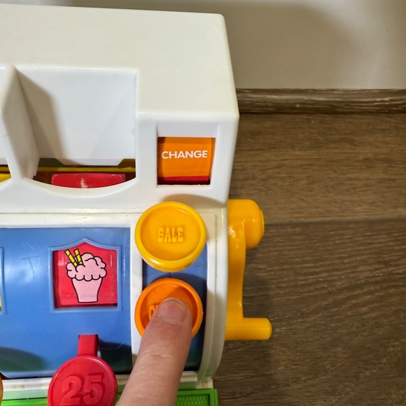 Vintage Fisher Price Cash Register, Working Bell, Functional Buttons, 5 Coins - Picture 7 of 14